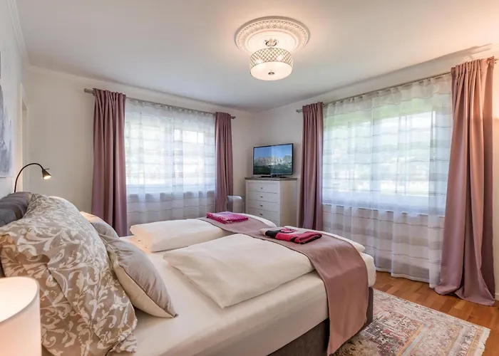 בית נופש Landhaus Central *